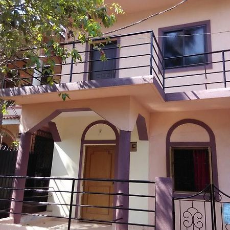 Guitar Home Stays Candolim Exterior photo