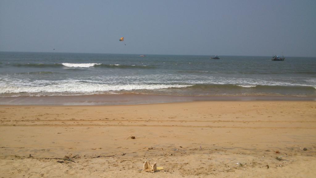 Guitar Home Stays Candolim Exterior photo